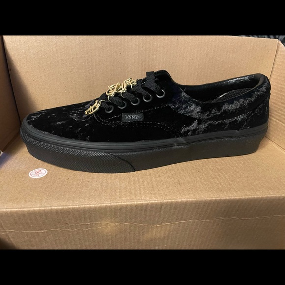 Vans Shoes - Era Black Vans Velvet.